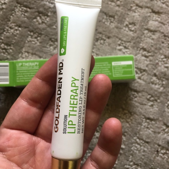 GOLDFADEN MD solution lip therapy restoring lip balm 15ml - Picture 6 of 8